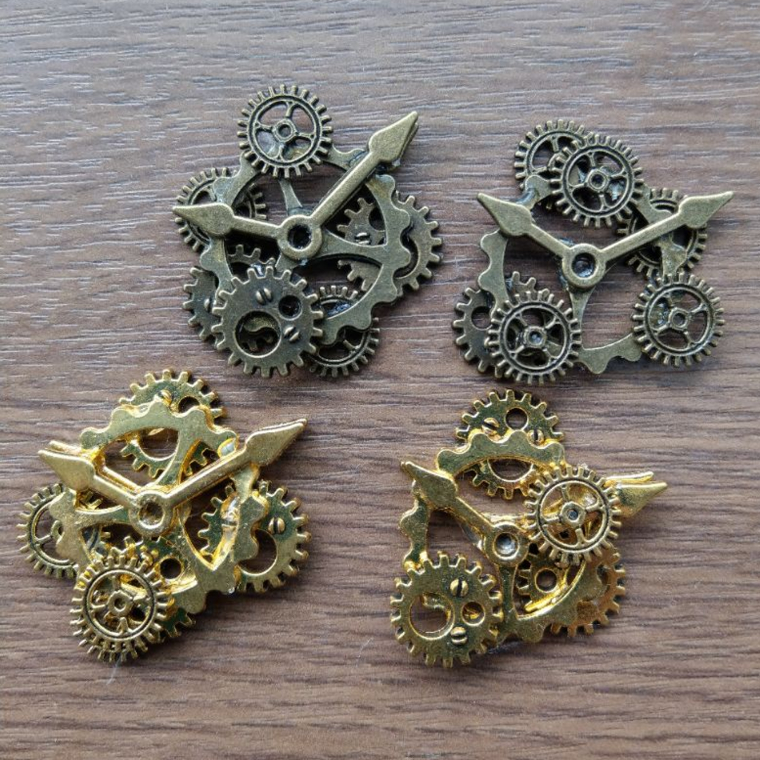 Akiさんのパーツアクセサリー作品 メタルパーツスチームパンクパーツコレクション 歯車 ハンドメイド好きが集まるアプリ Croccha クロッチャ